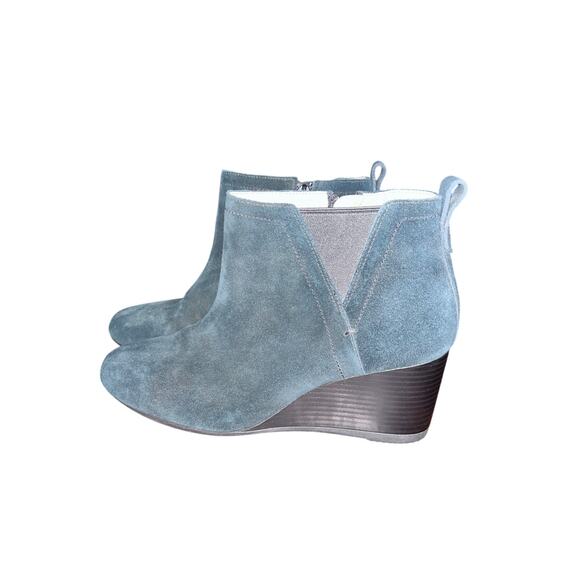 Vionic Paloma Suede Wedge Booties Black 8.5 Weather Resistant Zip Heel 2.75” NWT - Picture 2 of 8